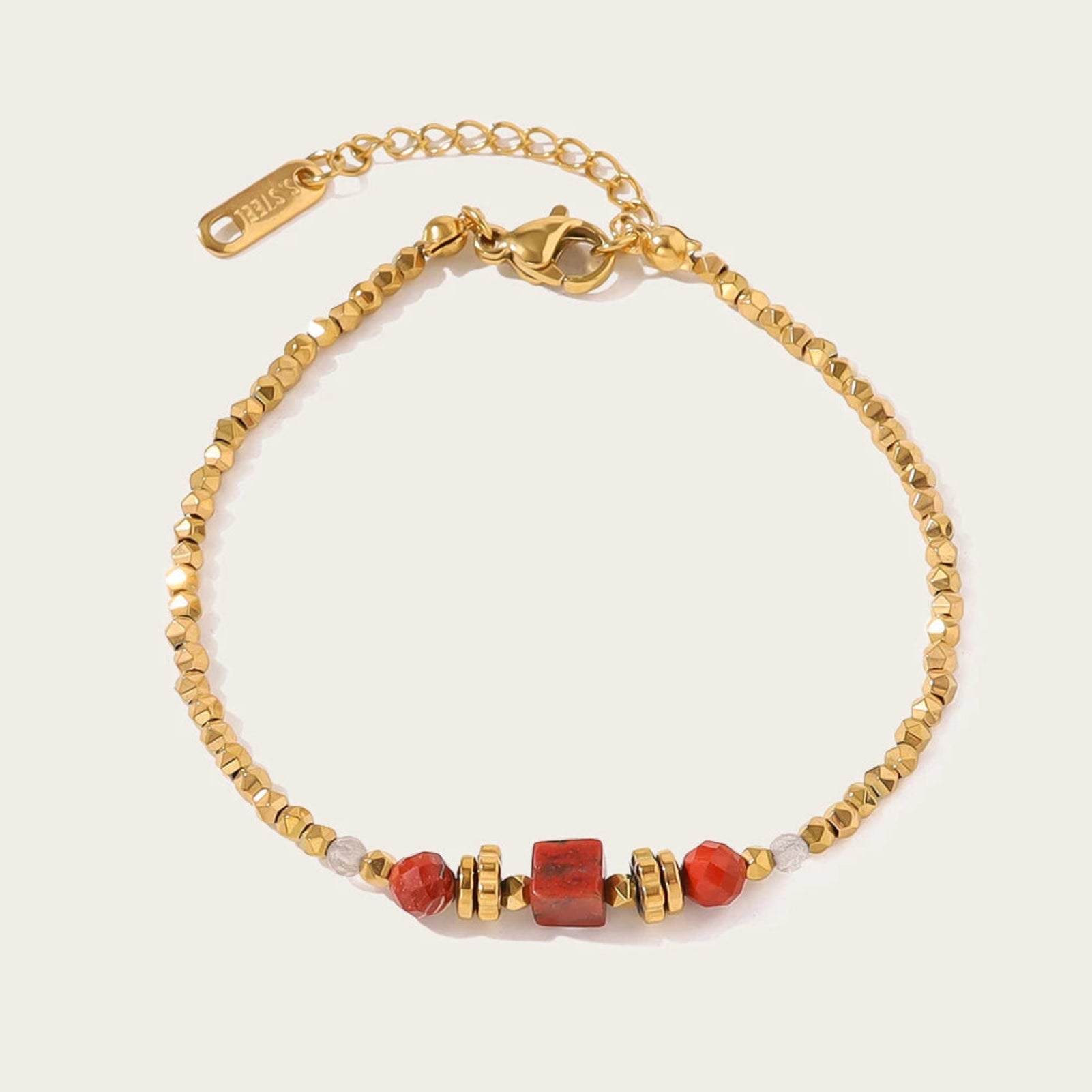 Bracelet Vintage – Acier Inoxydable Plaqué Or 18K & Perles Rouges